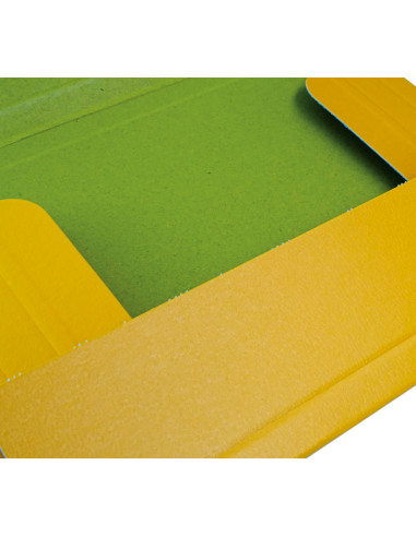 CARPETA DE CARTÓN GOFRADO MARIOLA CON SOLAPAS