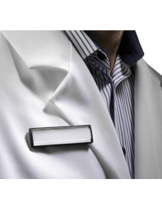 PORTANOMBRES DURABLE CLIP CARD CON IMÁN 2