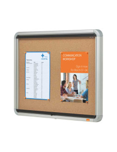 VITRINA NOBO CON FONDO DE CORCHO 692x752cm