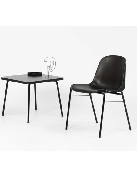 SILLA PIQUERAS Y CRESPO ALBOREA CONFIDENTE APILABLE CHASIS NEGRO ASIENTO MONOBLOQUE EN PVC NEGRO PACK de 1