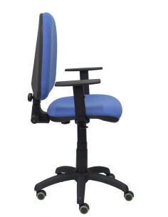 SILLA OPERATIVA AYNA BALI CON BRAZOS REGULABLES Y RUEDAS DE PARQUÉ