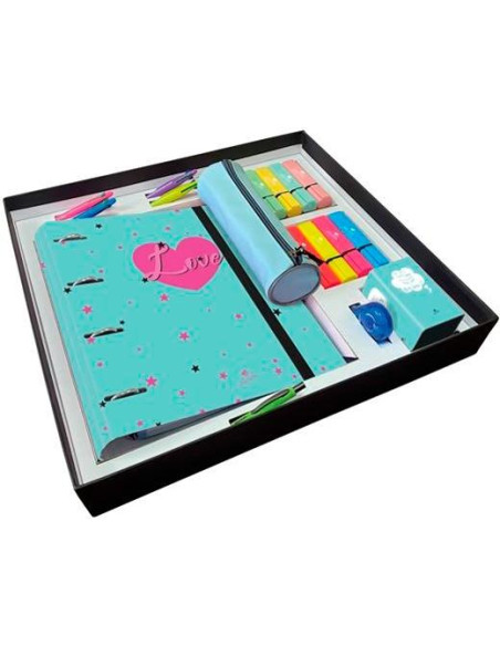 SET PAPELERIA MARIOLA CORAZONES PREMIUM 34 PIEZAS 1x Caja de carton forrado reutilizable 1x Carpeblock 4 anillas 40mm 1x Lapicer