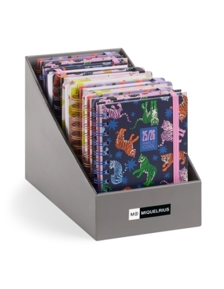 AGENDA ESCOLAR 2025-26 MIQUELRIUS CATALAN ACADEMY WIRE-O tapa EXTRA con GOMA ACTIVA 123x178 SV APAIS ASSORTIMENT EXPOSITOR DE 17