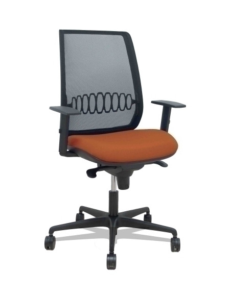 SILLA PIQUERAS Y CRESPO ALARES BRAZOS REGULABLES ERGONOMICA MECANISMO SINCRO RESPALDO MALLA NEGRA ASIENTO TAPIZADO BALI MARRON