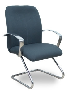 SILLA PIQUERAS Y CRESPO CAUDETE CONFIDENTE ESTRUCTURA PATIN ACABADO CROMADO BRAZOS FIJOS ASIENTO Y RESPALDO TAPIZADO BALI GRIS O