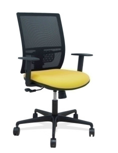 SILLA PIQUERAS Y CRESPO YUNQUERA BRAZOS REGULABLE ERGONOMICA MECANISMO SINCRO RESPALDO MALLA NEGRA ASIENTO TAPIZADO BALI AMARILL